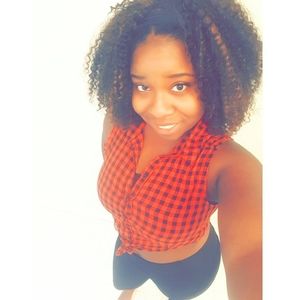 Meet your Posher, Tiffany